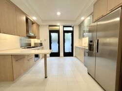 Lloyd Road (D9), Condominium #406304051